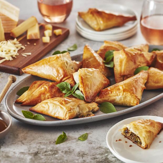 Phyllo Pastry with Nuts, Cranberries & OKA Raclette Phyllo Pastry with Nuts, Cranberries & OKA Raclette